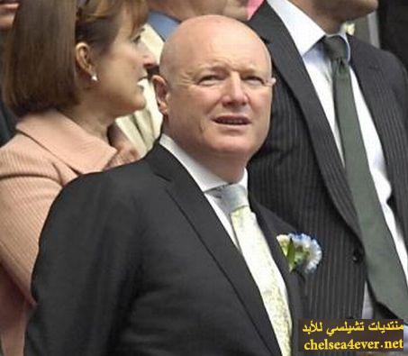 بيتر كينيون يترك منصبه كمدير
